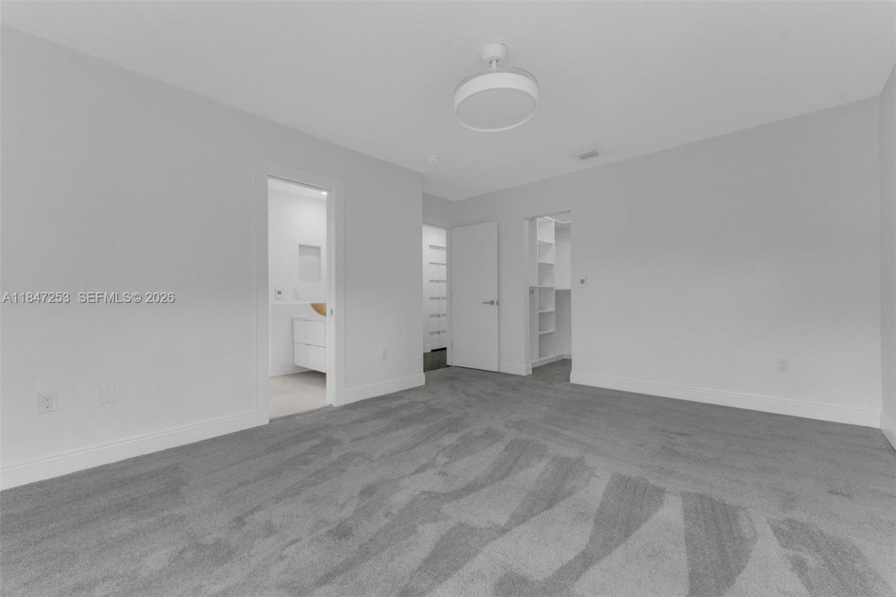 2128 SW 176th Ter, Miramar, FL 33029 Photo