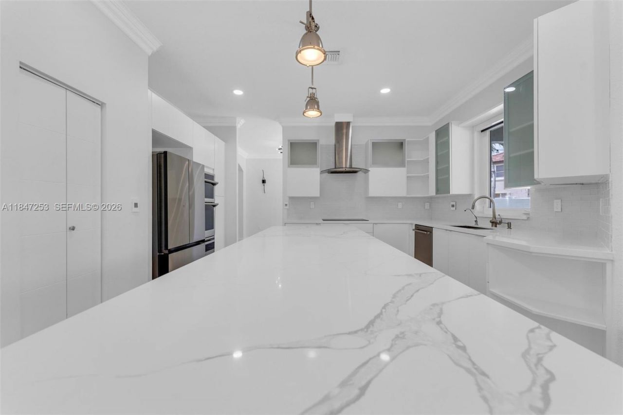 2128 SW 176th Ter, Miramar, FL 33029 Photo