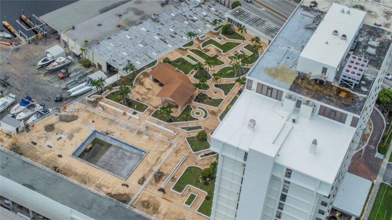 13499 Biscayne Blvd, Unit 407, North Miami, FL 33181 Photo