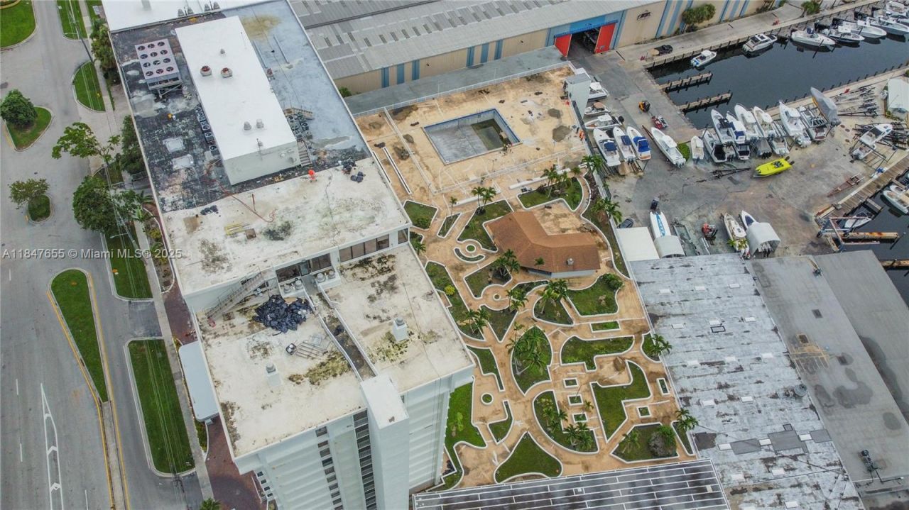 13499 Biscayne Blvd, Unit 407, North Miami, FL 33181 Photo