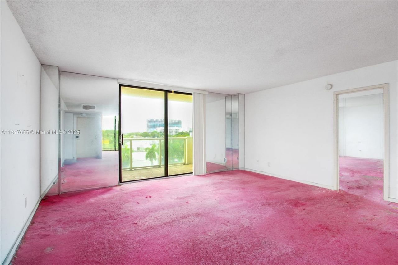 13499 Biscayne Blvd, Unit 407, North Miami, FL 33181 Photo