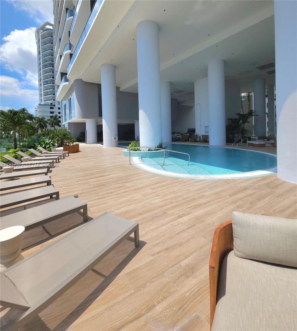 700 NE 24th St, Unit 3502, Miami, FL 33137 Photo