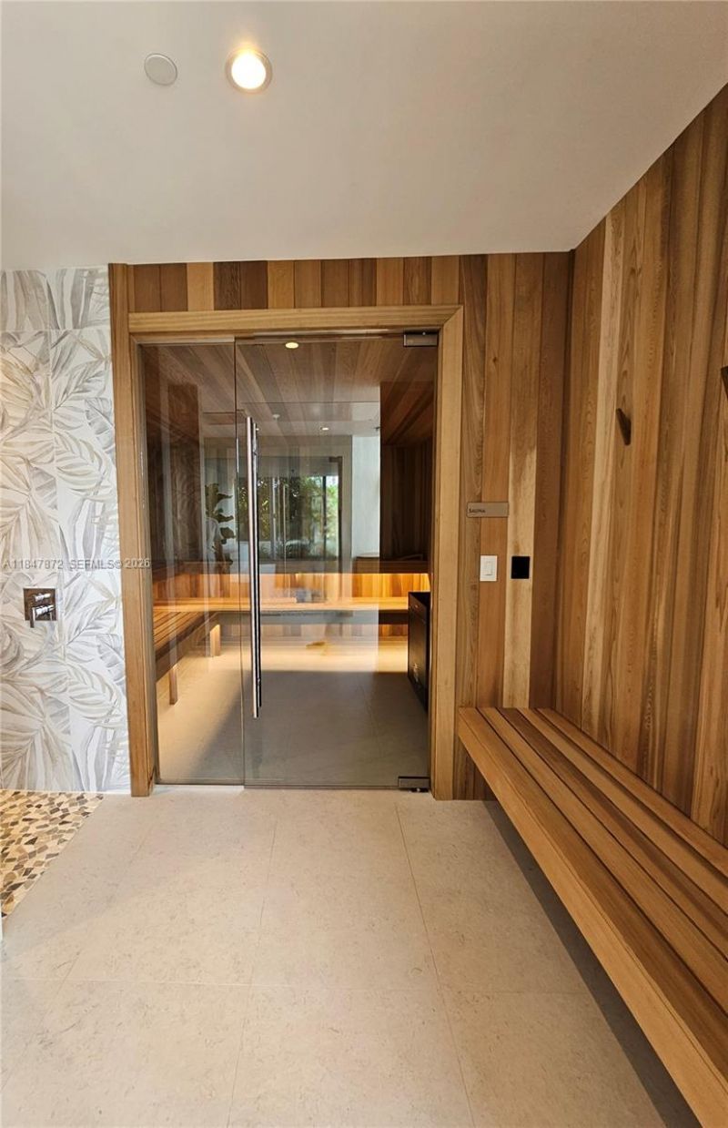 700 NE 24th St, Unit 3502, Miami, FL 33137 Photo