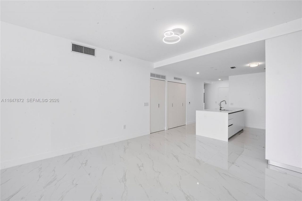 700 NE 24th St, Unit 3502, Miami, FL 33137 Photo