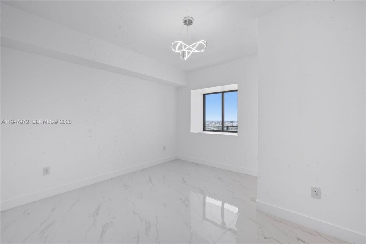 700 NE 24th St, Unit 3502, Miami, FL 33137 Photo