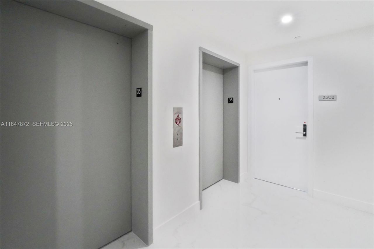 700 NE 24th St, Unit 3502, Miami, FL 33137 Photo