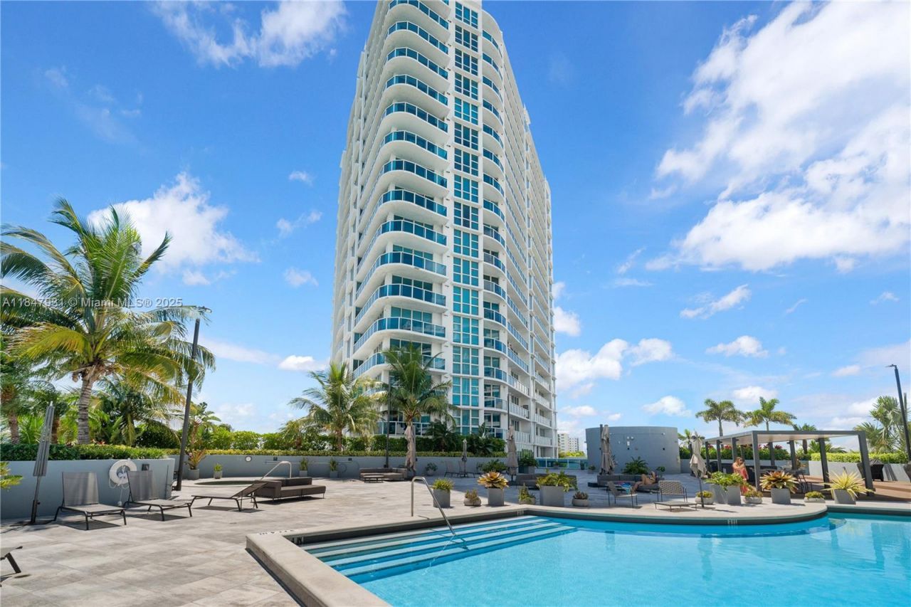 1881 79th St Cswy, Unit 404, North Bay Village, FL 33141 Photo