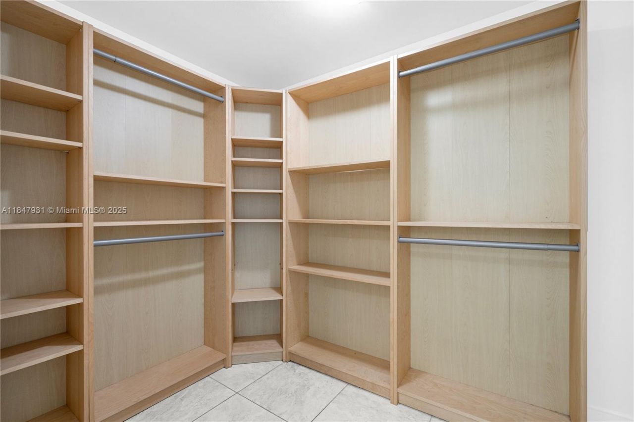 1881 79th St Cswy, Unit 404, North Bay Village, FL 33141 Photo