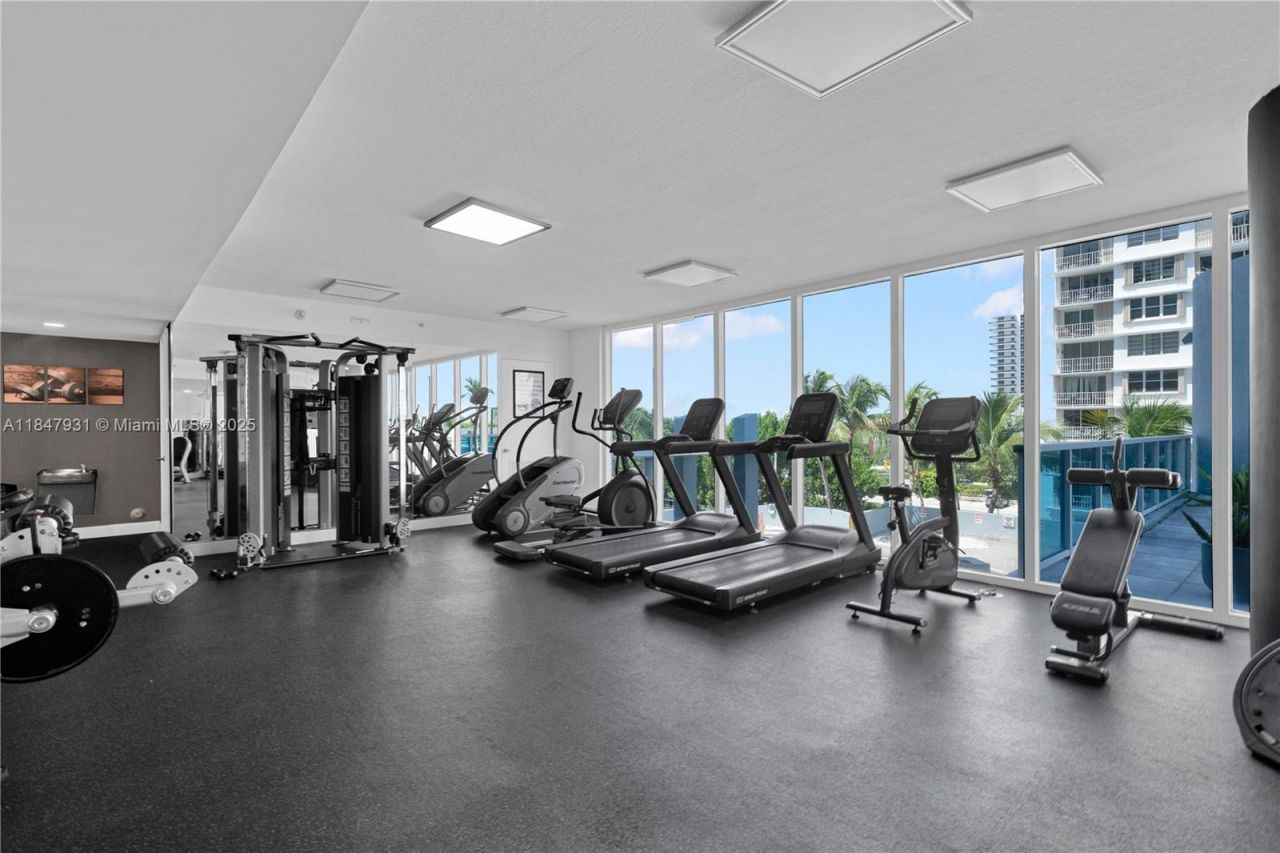 1881 79th St Cswy, Unit 404, North Bay Village, FL 33141 Photo