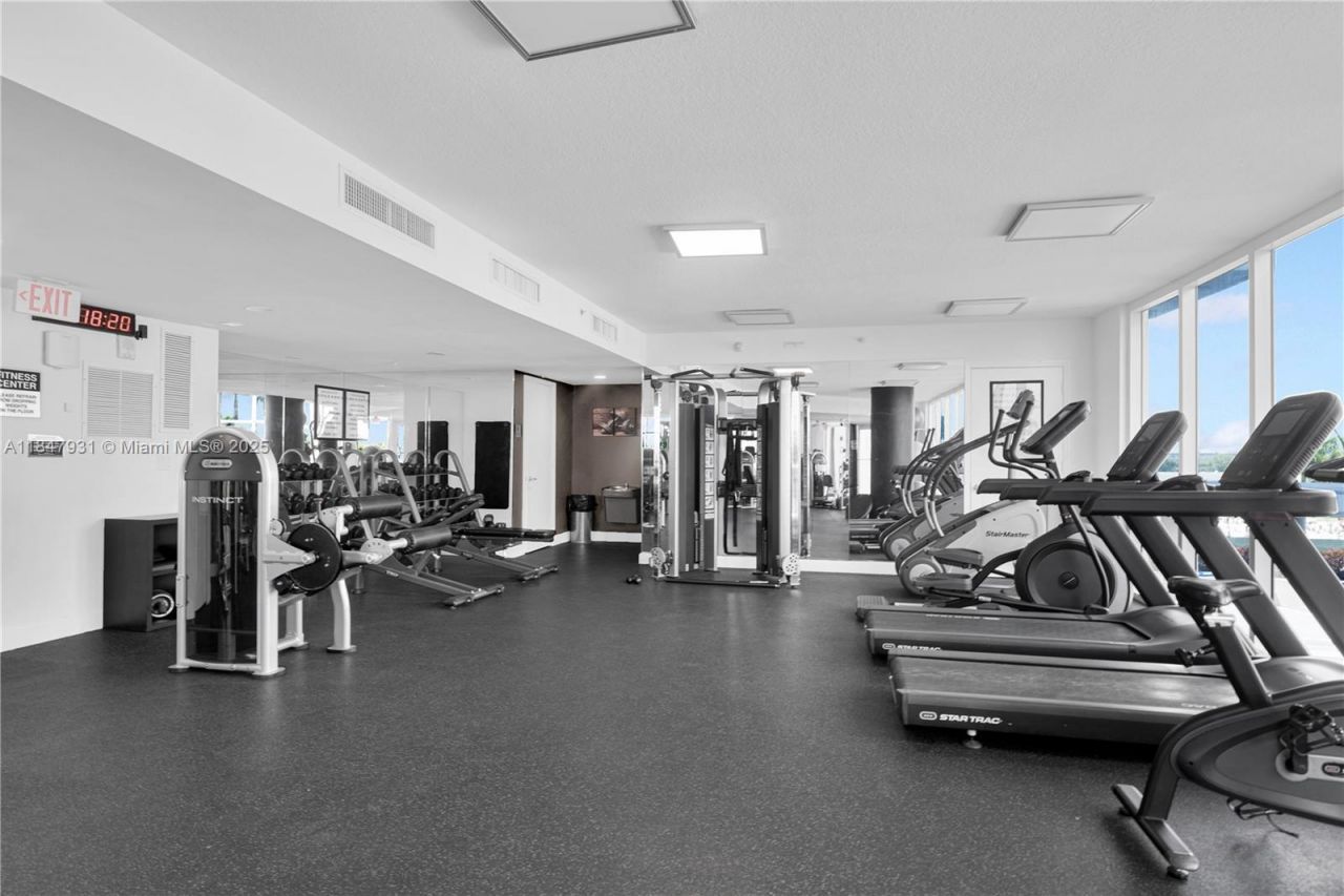 1881 79th St Cswy, Unit 404, North Bay Village, FL 33141 Photo