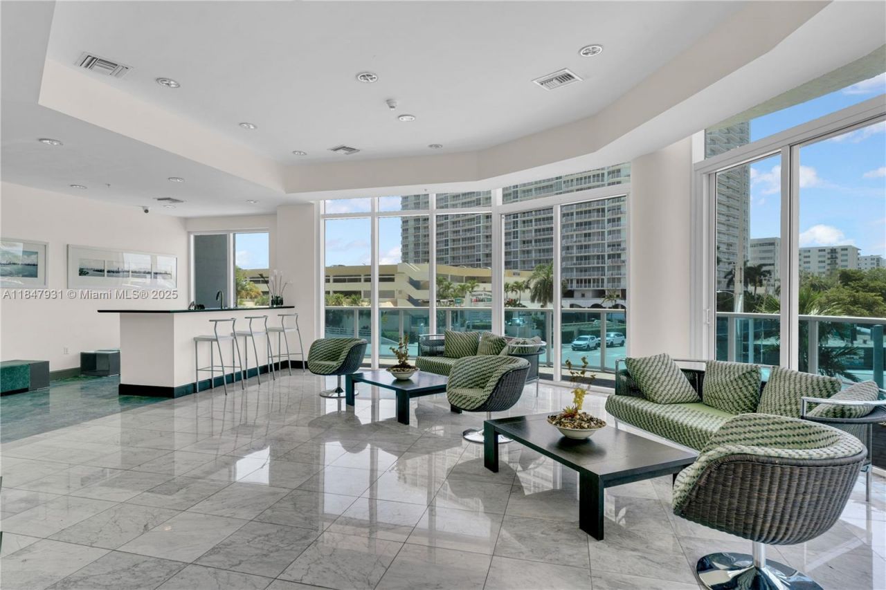 1881 79th St Cswy, Unit 404, North Bay Village, FL 33141 Photo