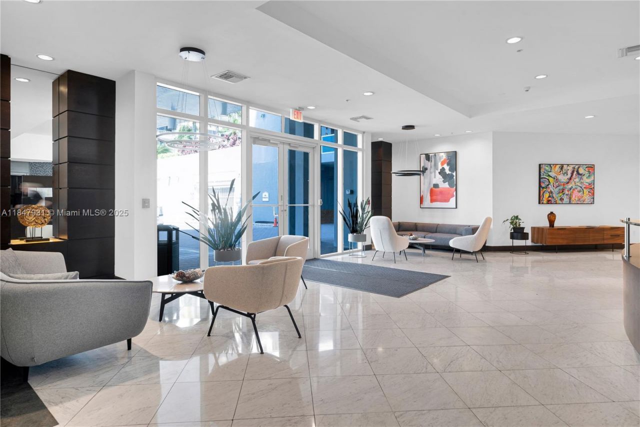 1881 79th St Cswy, Unit 404, North Bay Village, FL 33141 Photo