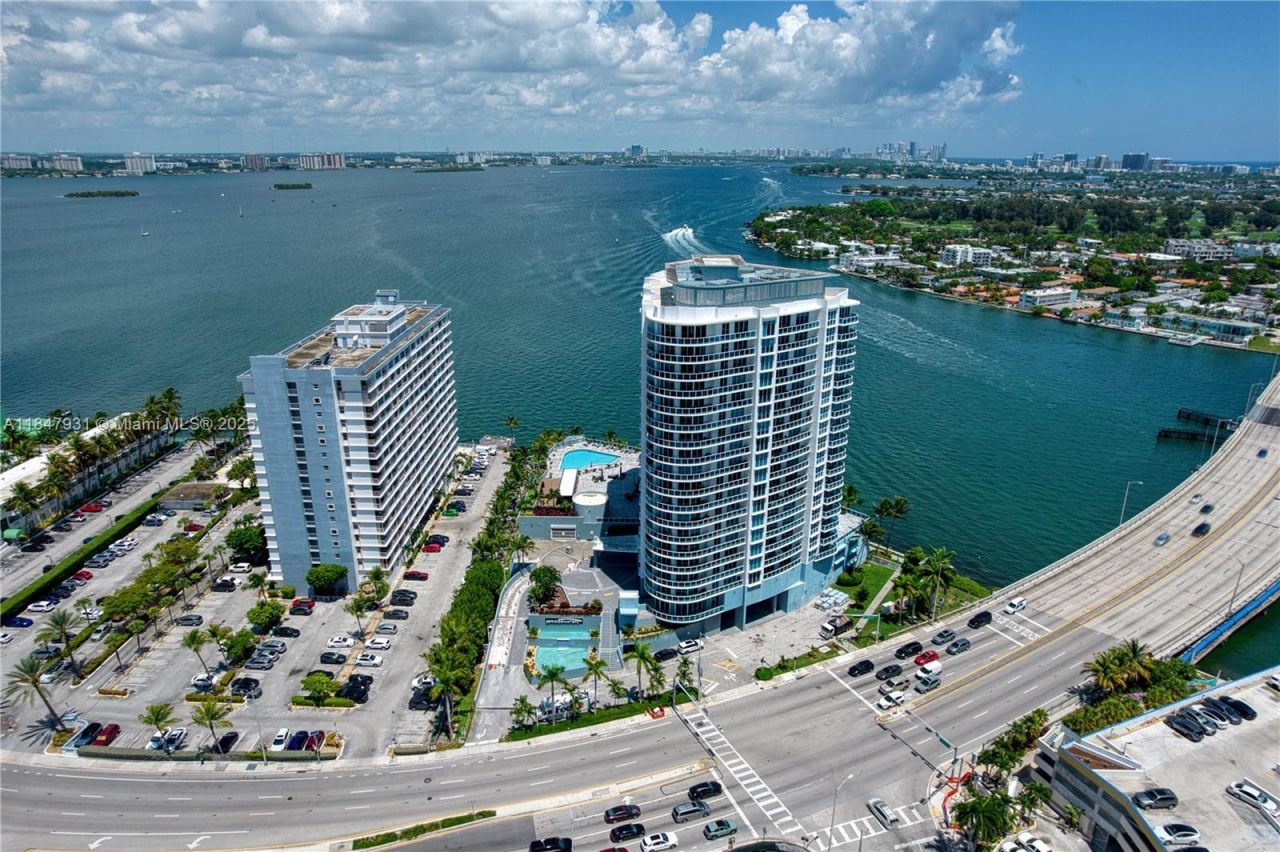 1881 79th St Cswy, Unit 404, North Bay Village, FL 33141 Photo