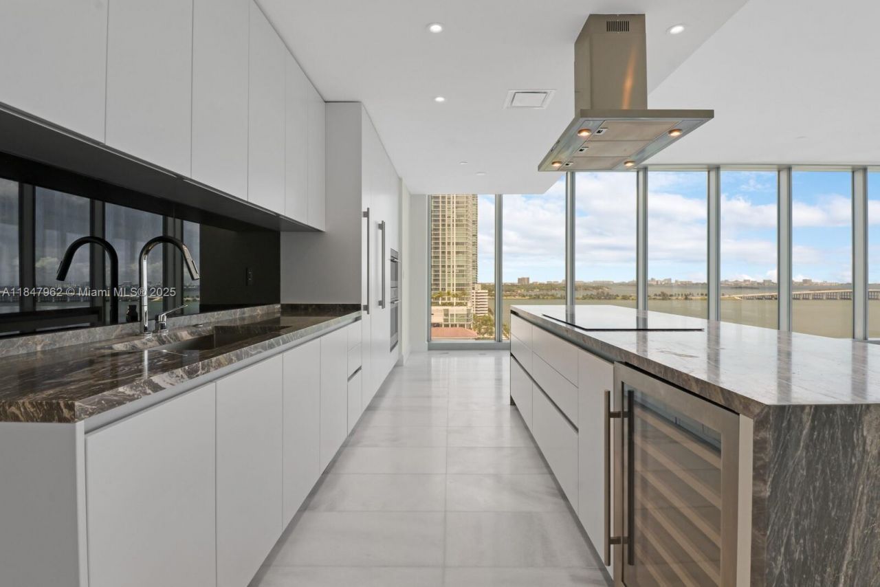 700 NE 26th Ter, Unit 1101, Miami, FL 33137 Photo