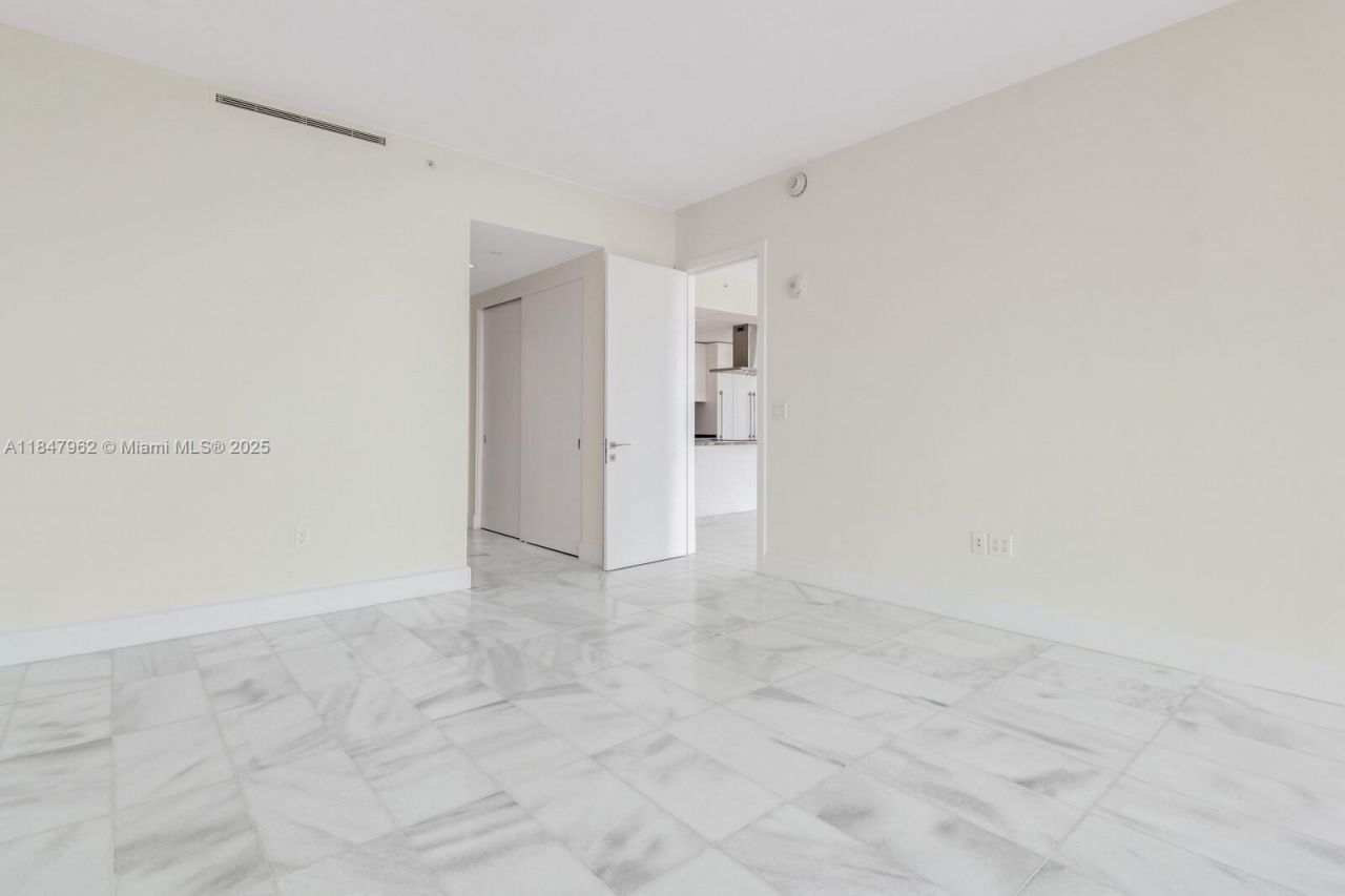 700 NE 26th Ter, Unit 1101, Miami, FL 33137 Photo