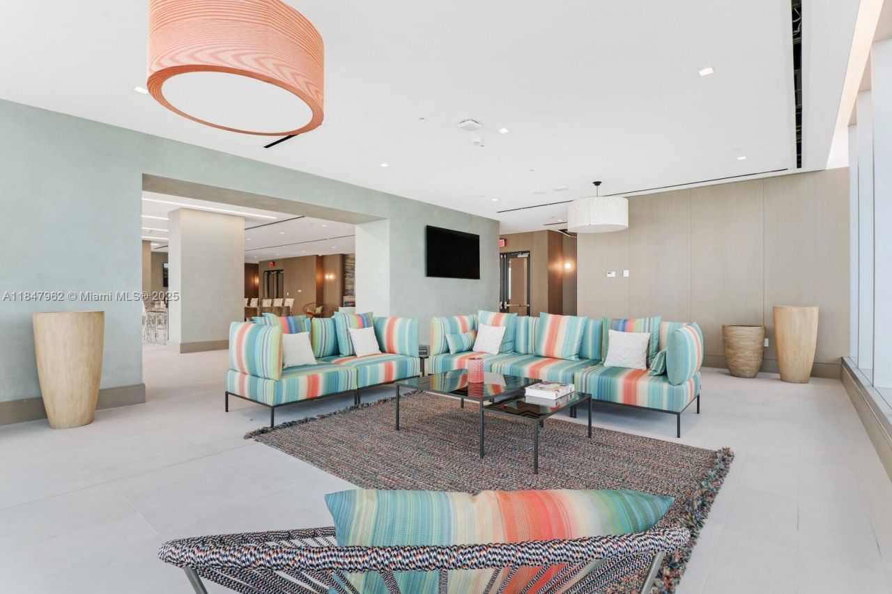 700 NE 26th Ter, Unit 1101, Miami, FL 33137 Photo