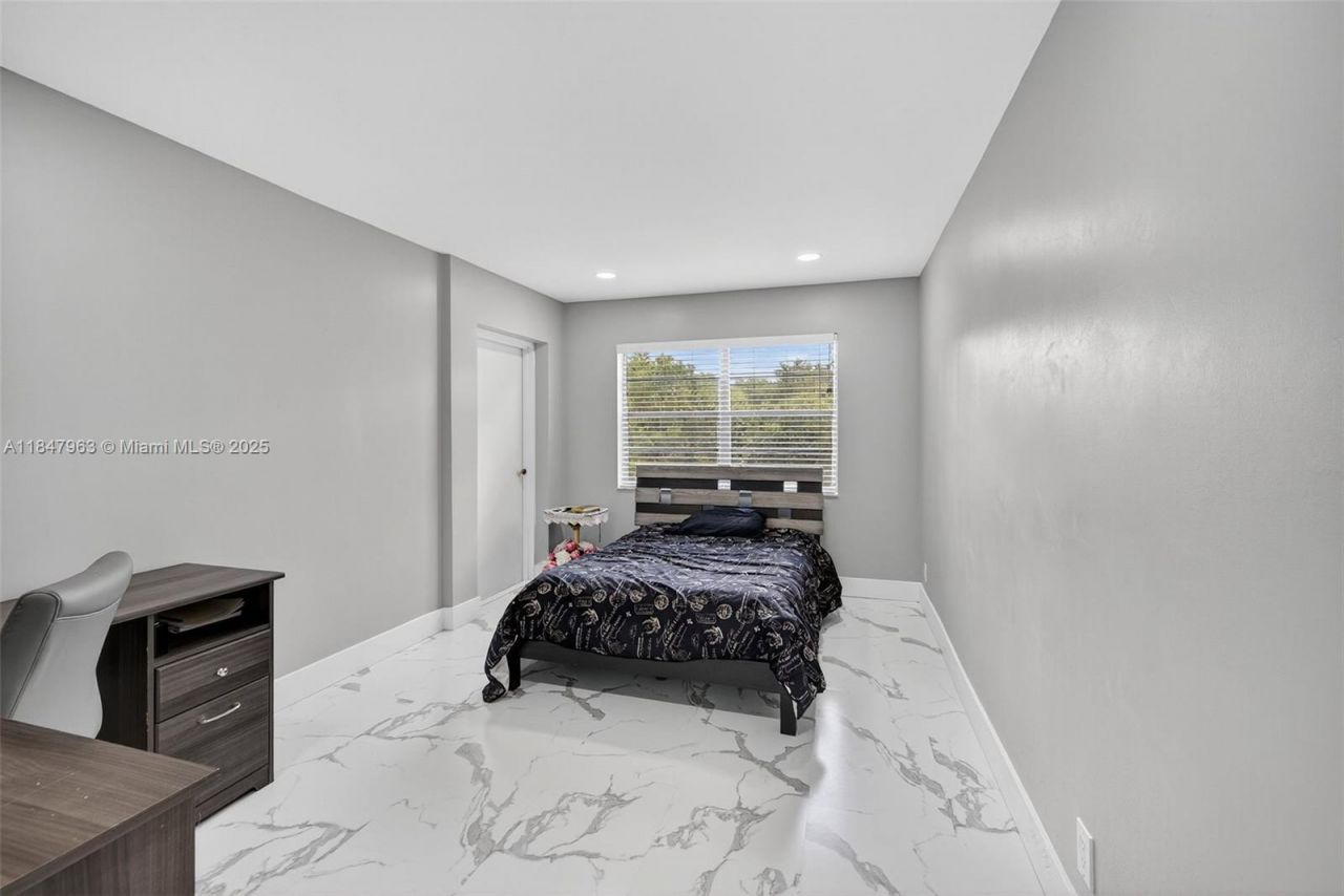 4164 NW 90th Ave, Unit 201, Coral Springs, FL 33065 Photo