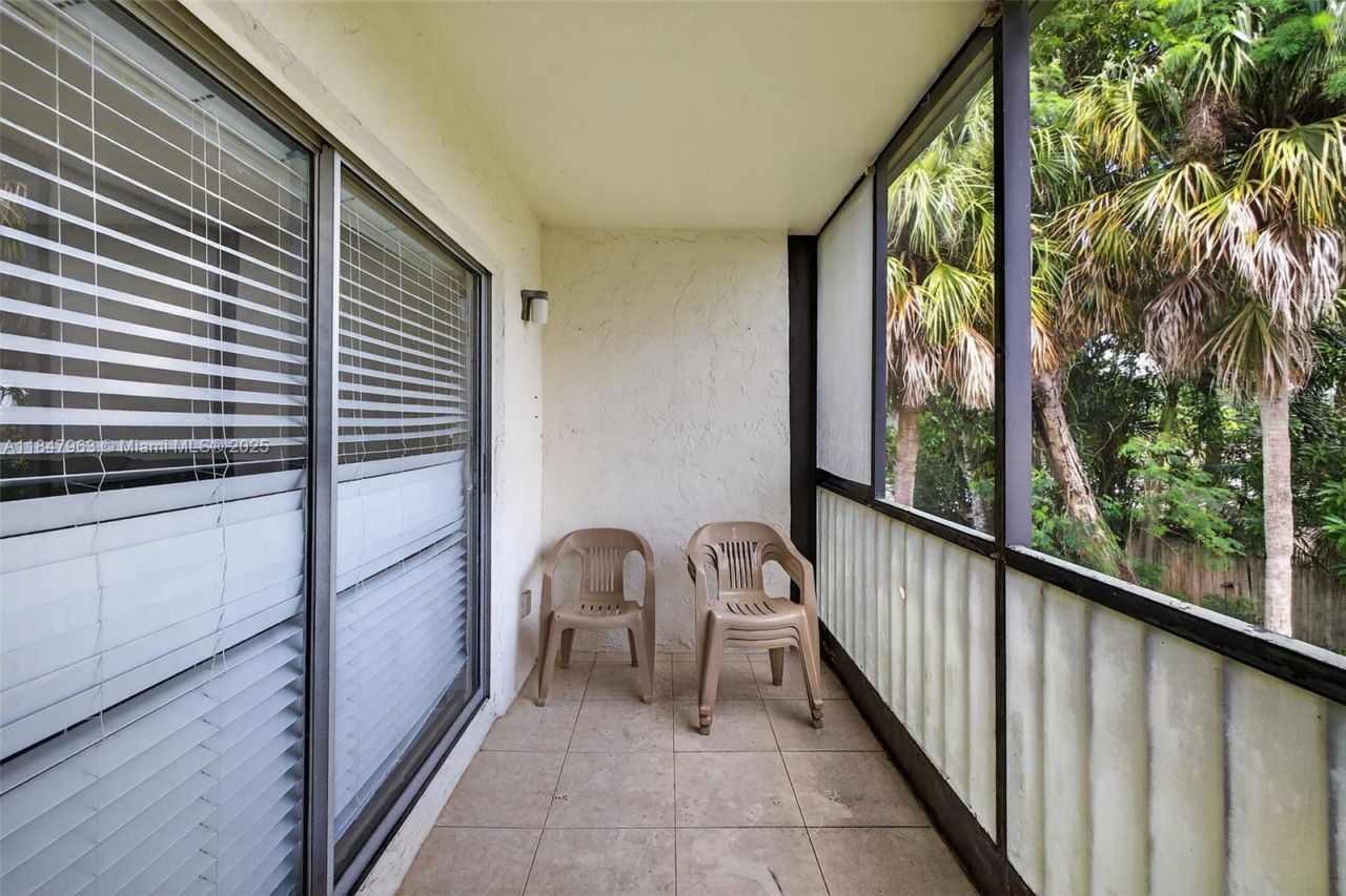 4164 NW 90th Ave, Unit 201, Coral Springs, FL 33065 Photo