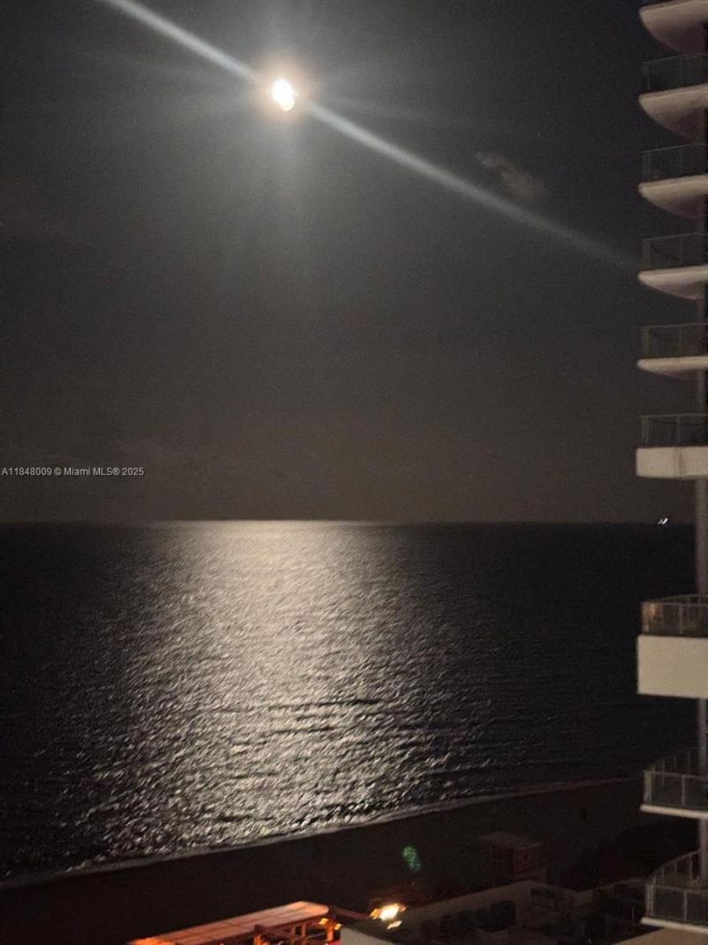 4001 S Ocean Dr, Unit 15L, Hollywood, FL 33019 Photo