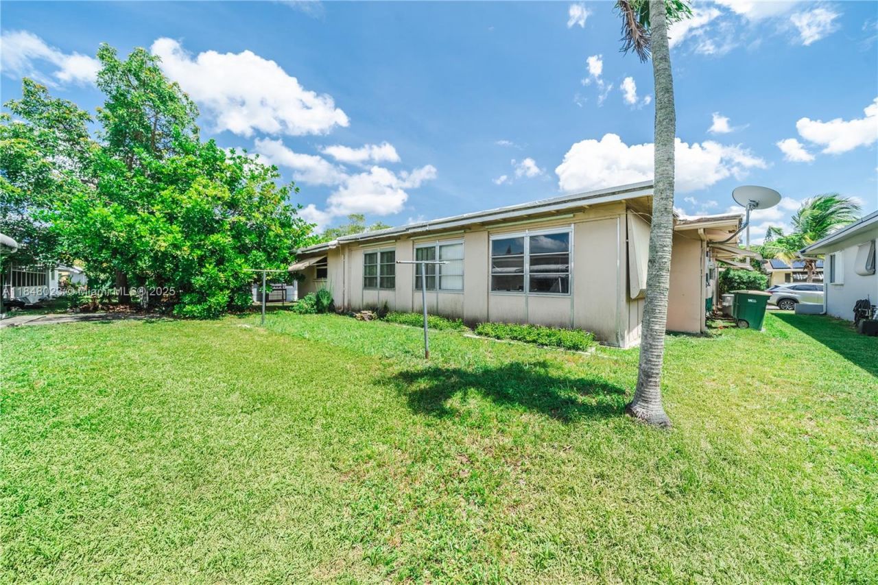 5103 NW 54th Ct, Tamarac, FL 33319 Photo