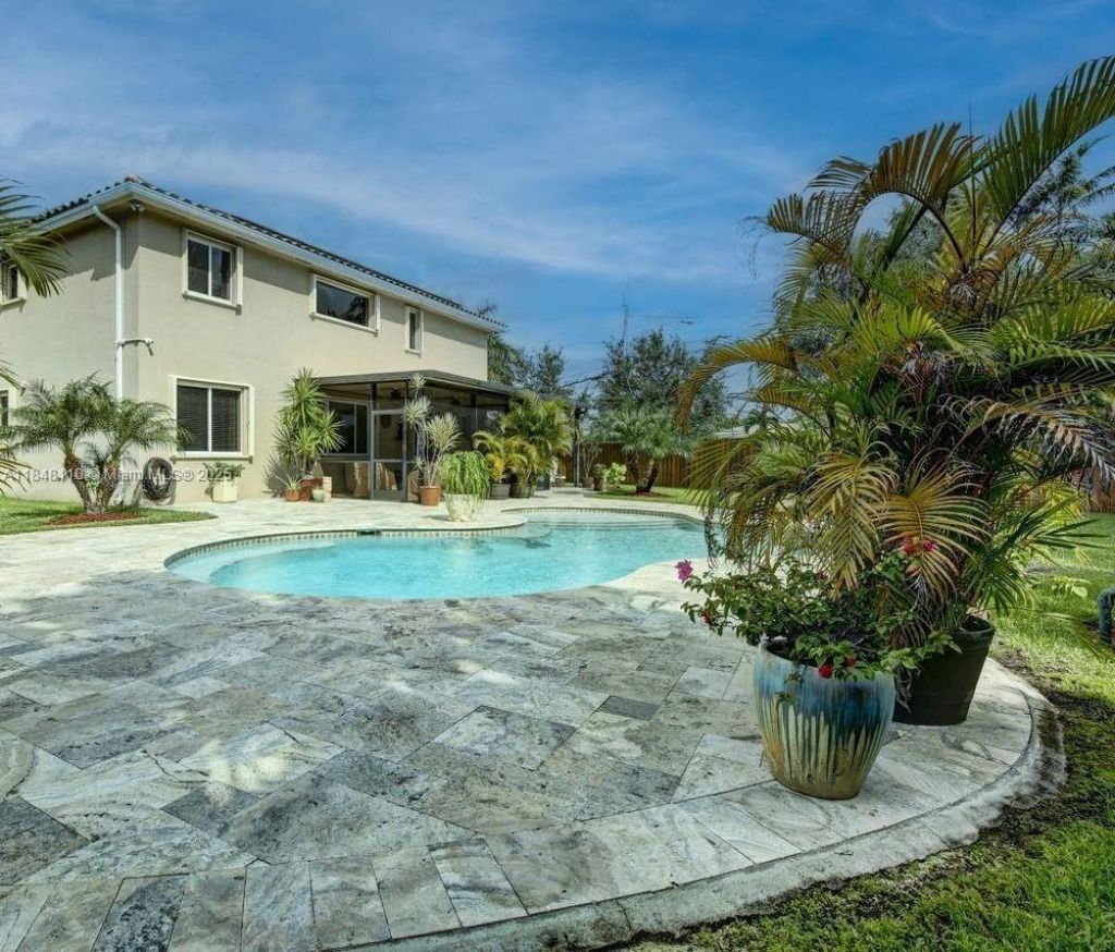 2237 NW 15th Pl, Homestead, FL 33030 Photo