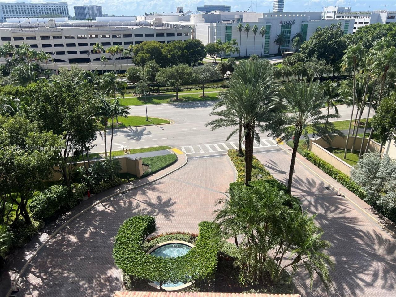 19501 W Country Club Dr, Unit 712, Aventura, FL 33180 Photo