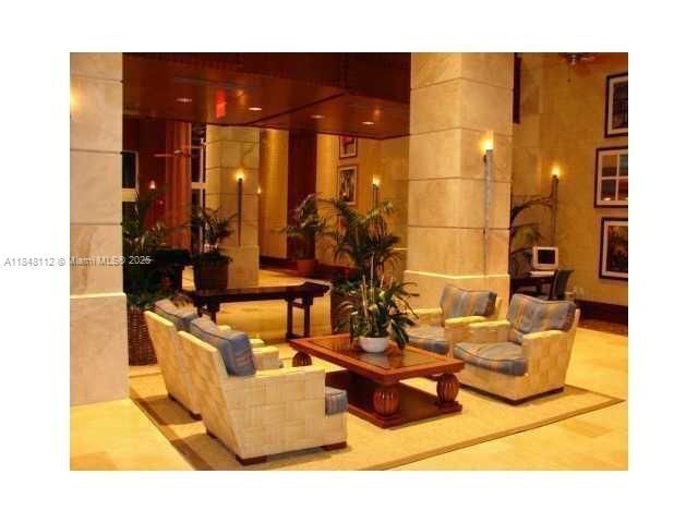 19501 W Country Club Dr, Unit 712, Aventura, FL 33180 Photo