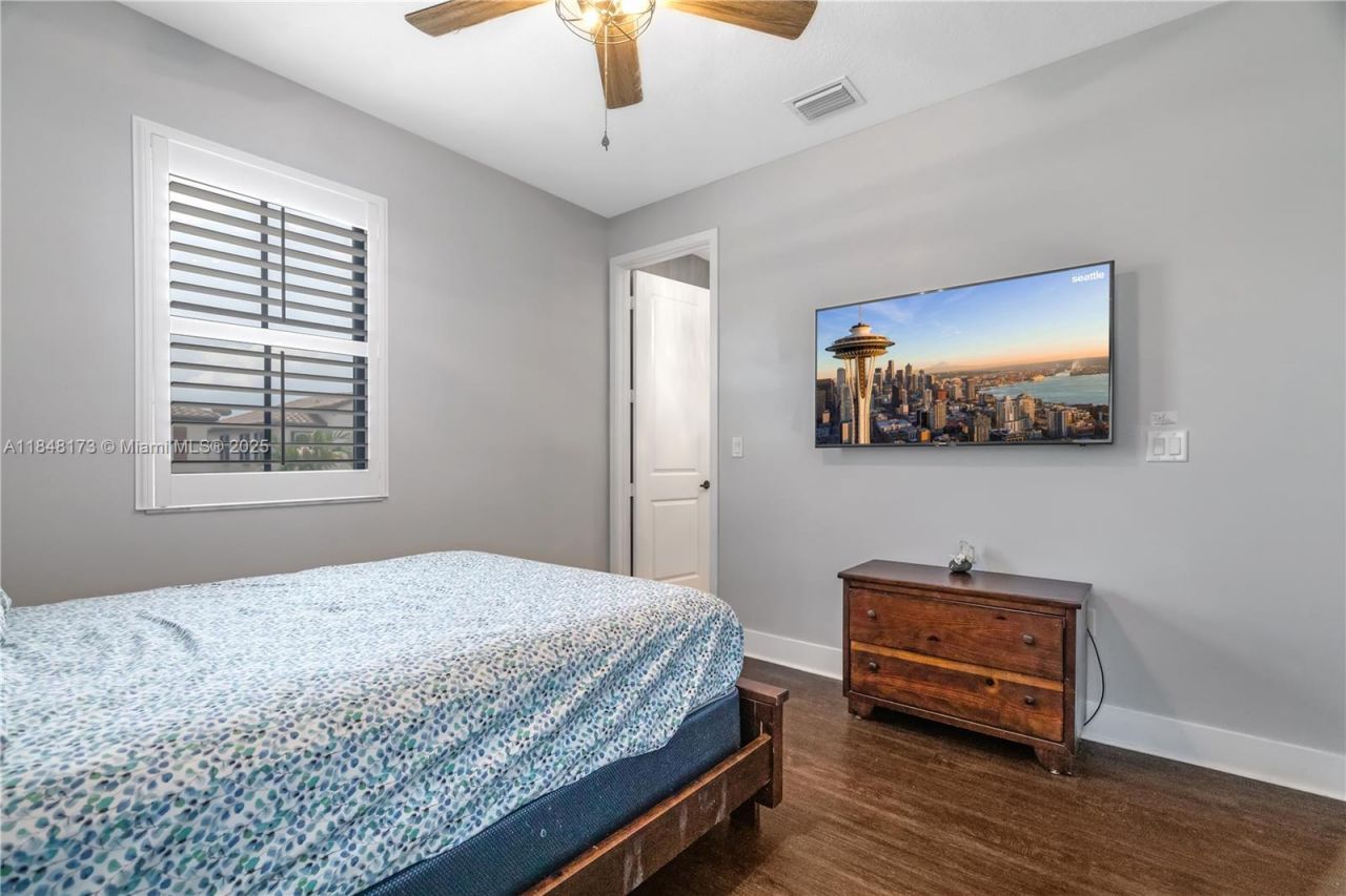 3345 W 95th Ter, Hialeah, FL 33018 Photo