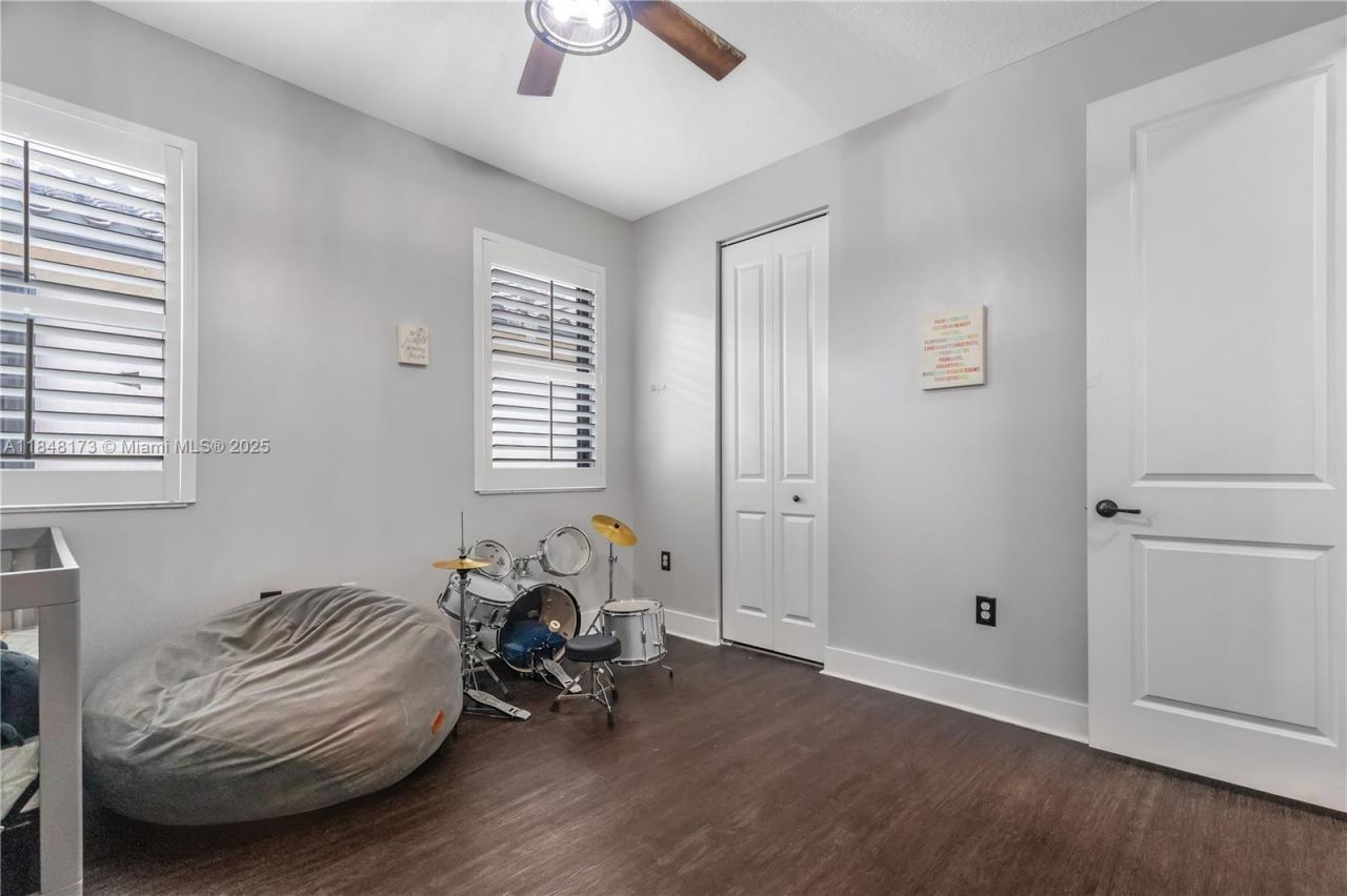 3345 W 95th Ter, Hialeah, FL 33018 Photo