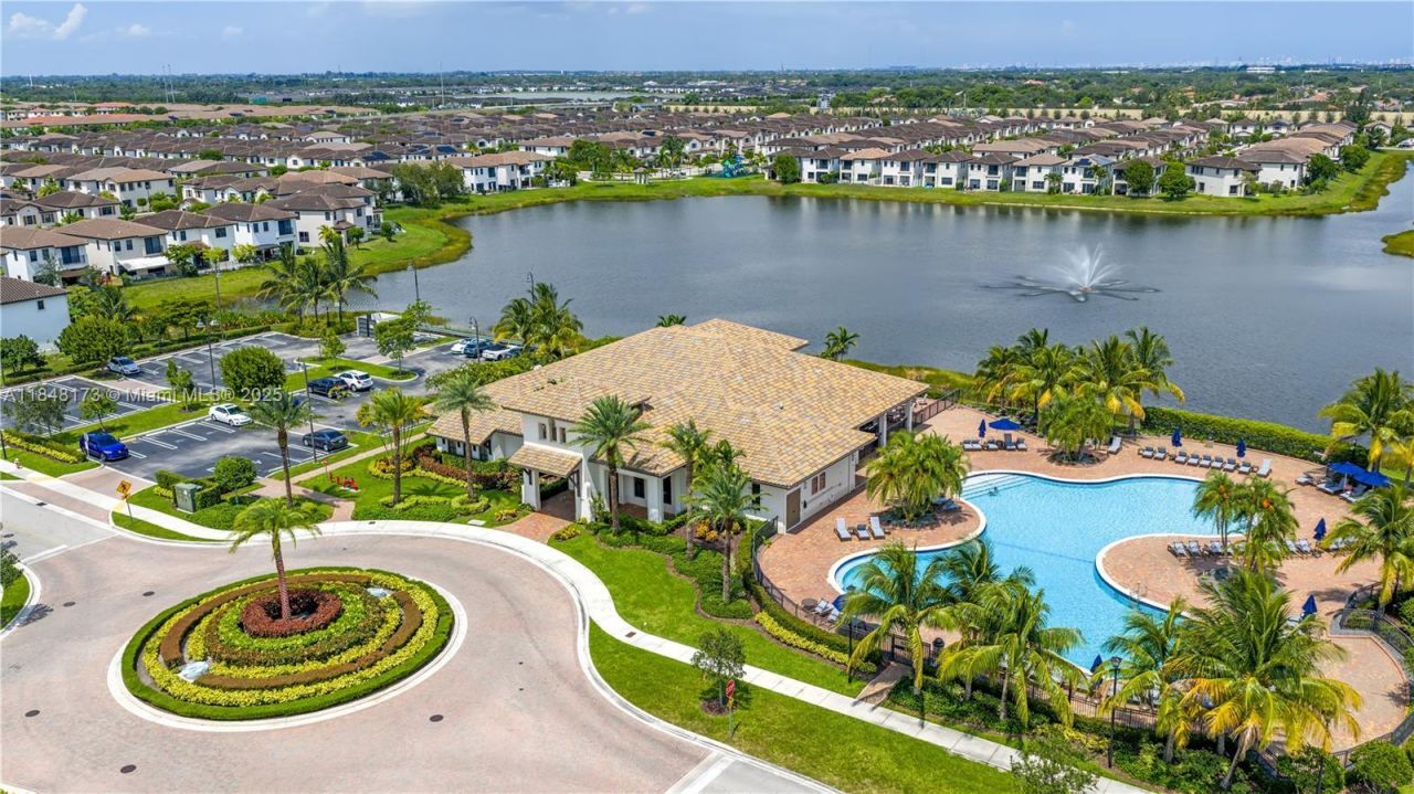 3345 W 95th Ter, Hialeah, FL 33018 Photo