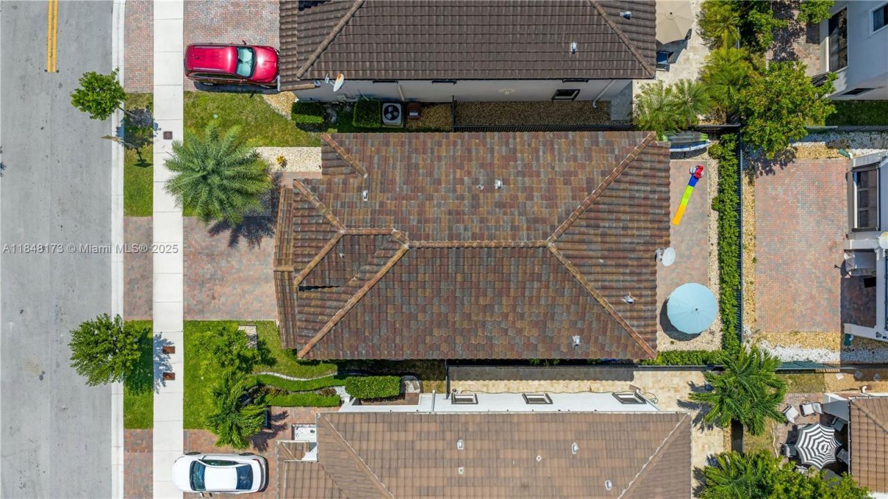 3345 W 95th Ter, Hialeah, FL 33018 Photo