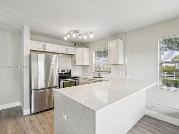 77 Westbury D, Unit 77, Deerfield Beach, FL 33442