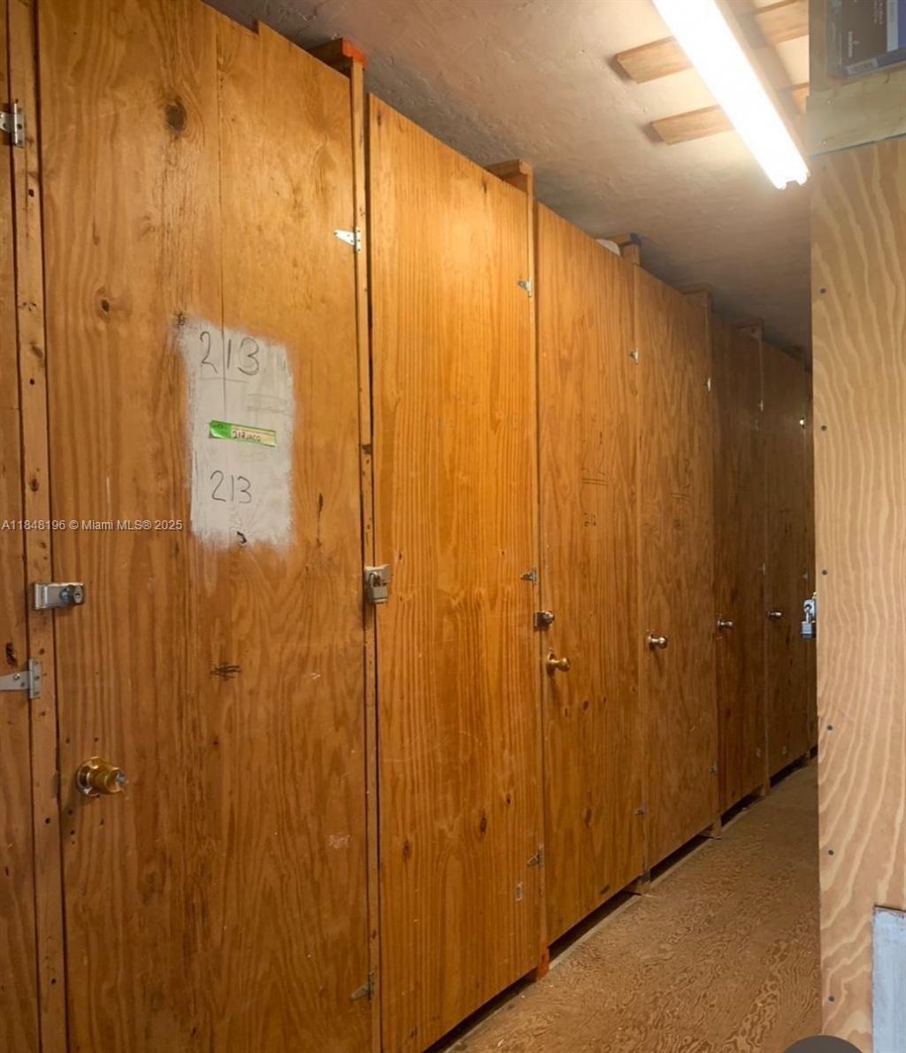 900 Atlantic Shores Blvd, Unit 215, Hallandale Beach, FL 33009 Photo