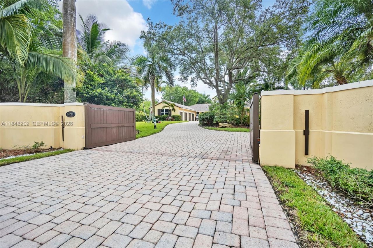 14211 Sunset Ln, Southwest Ranches, FL 33330 Photo