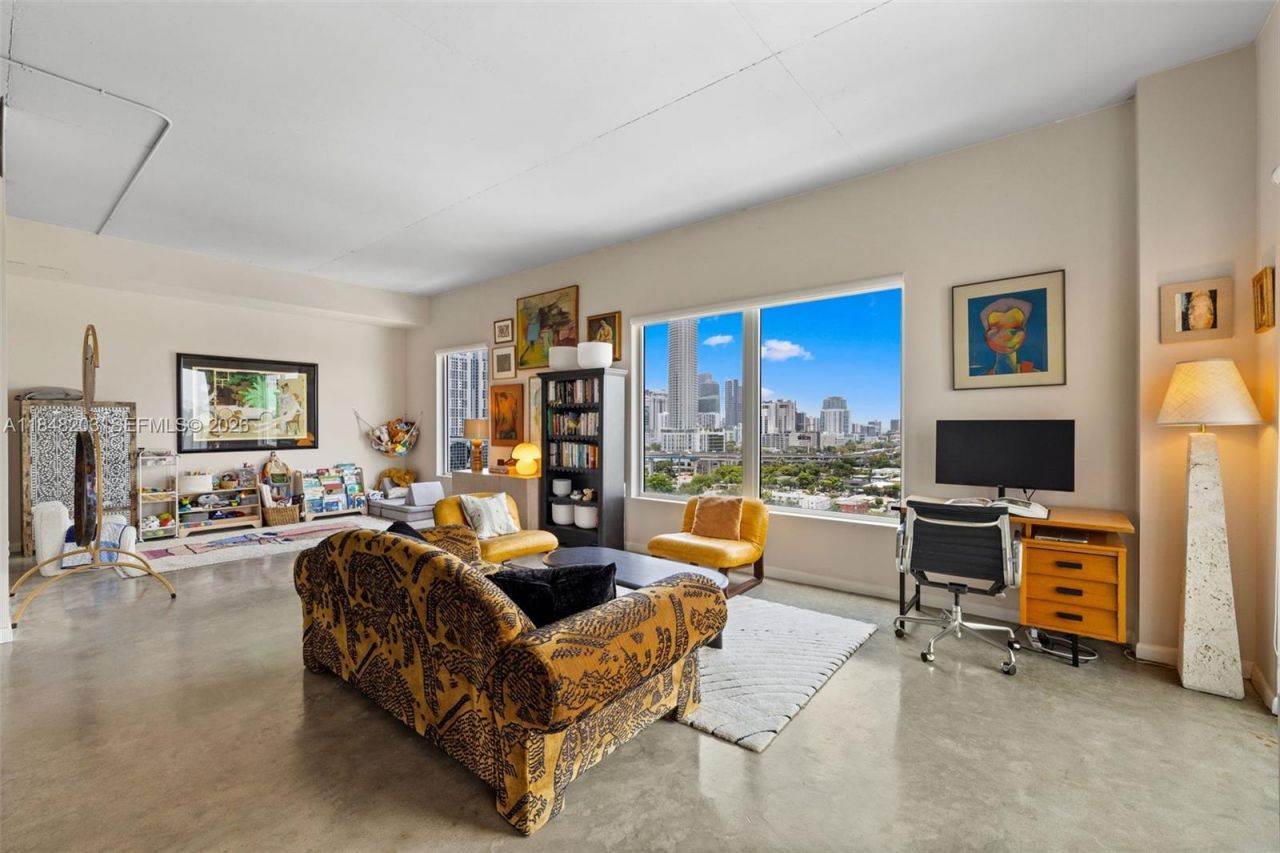 10 SW South River Dr, Unit 1614, Miami, FL 33130 Photo