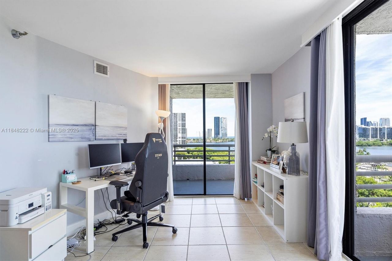 3300 NE 191st St, Unit 1213, Aventura, FL 33180 Photo