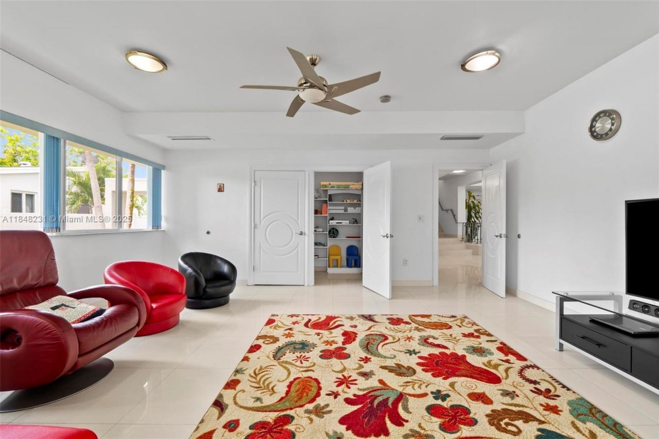 5045 SW 67th Ave, South Miami, FL 33155 Photo