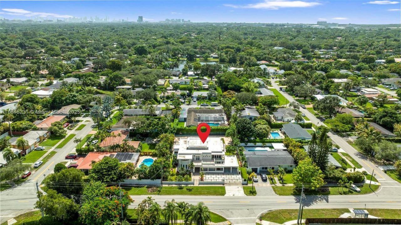 5045 SW 67th Ave, South Miami, FL 33155 Photo