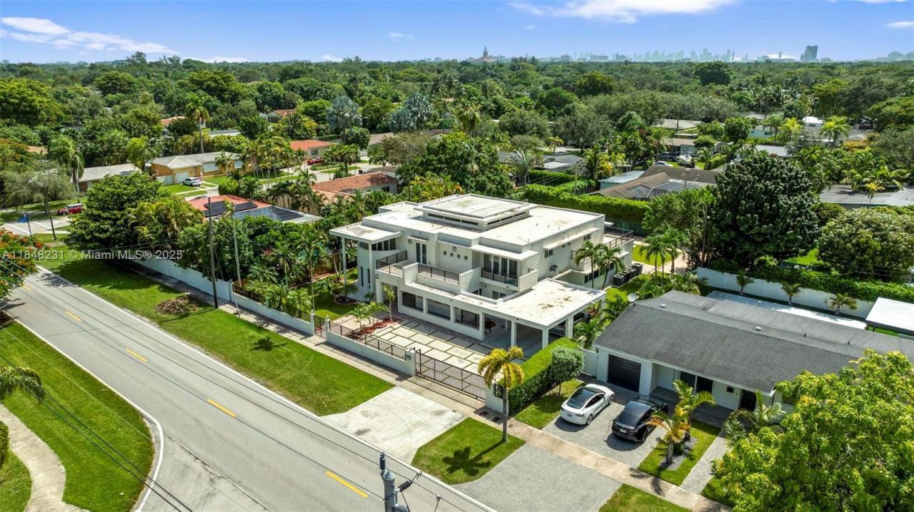 5045 SW 67th Ave, South Miami, FL 33155 Photo