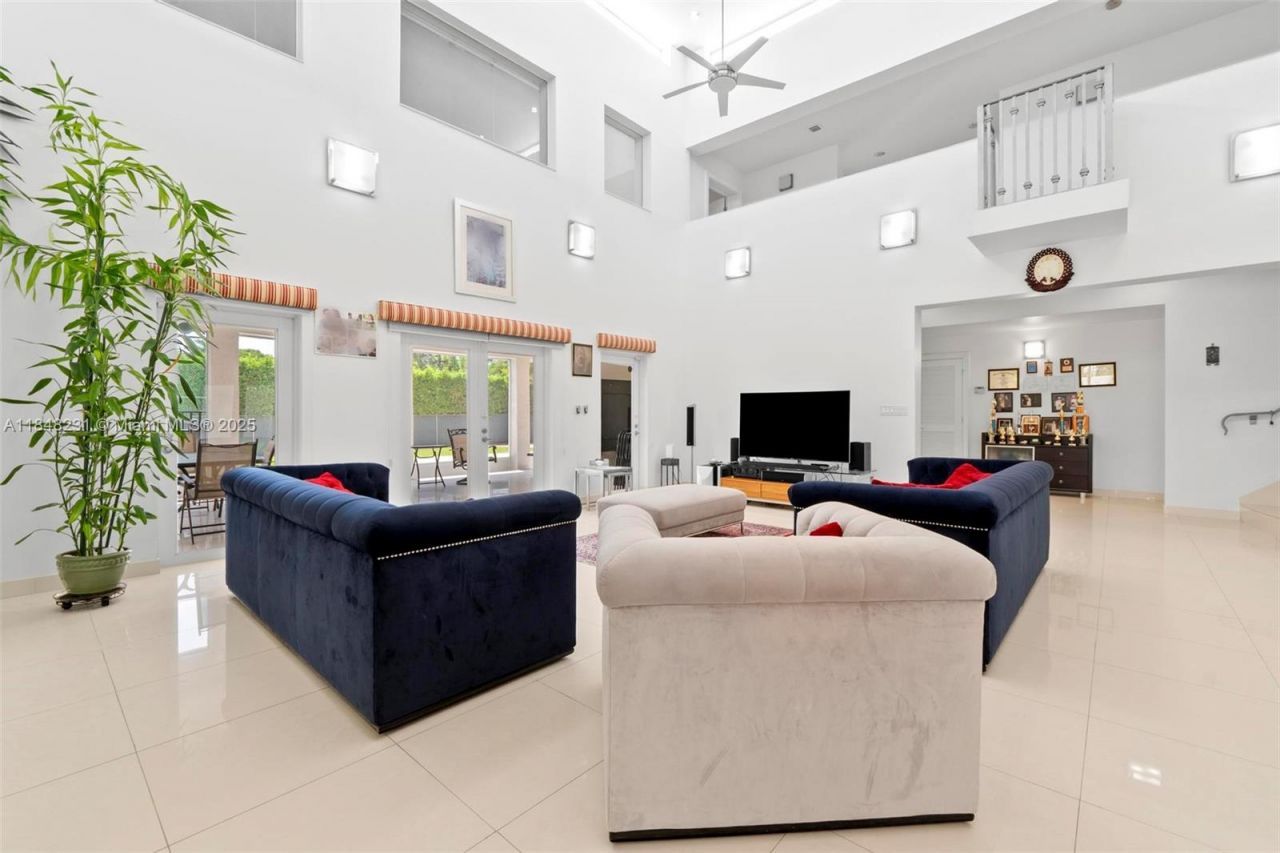 5045 SW 67th Ave, South Miami, FL 33155 Photo