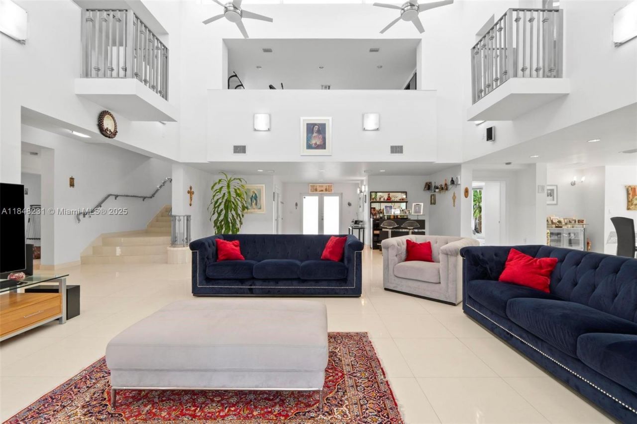 5045 SW 67th Ave, South Miami, FL 33155 Photo