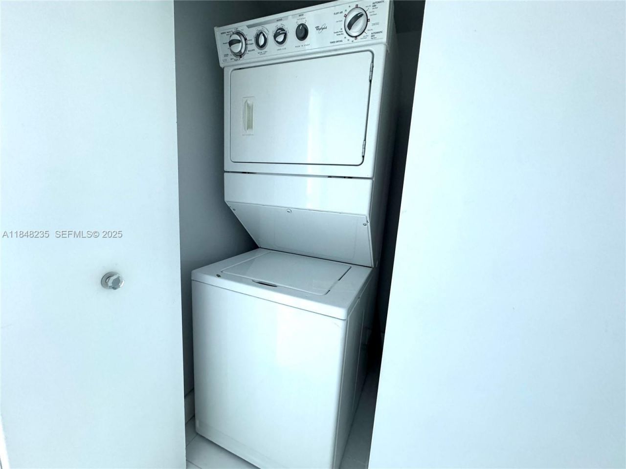 60 SW 13th St, Unit 3408, Miami, FL 33130 Photo