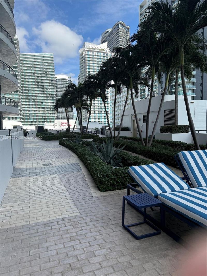 60 SW 13th St, Unit 3408, Miami, FL 33130 Photo