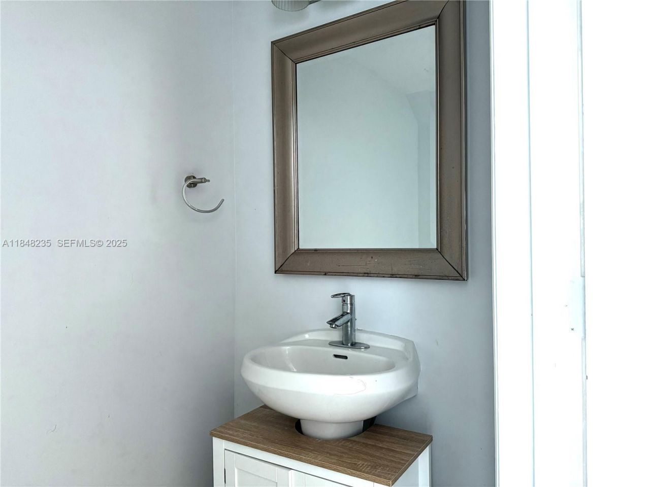 60 SW 13th St, Unit 3408, Miami, FL 33130 Photo