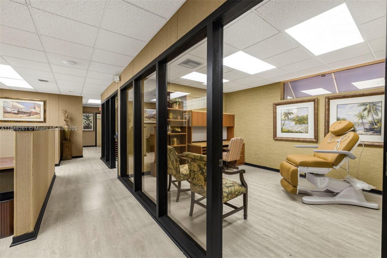 101 Madeira Ave, Coral Gables, FL 33134 Photo