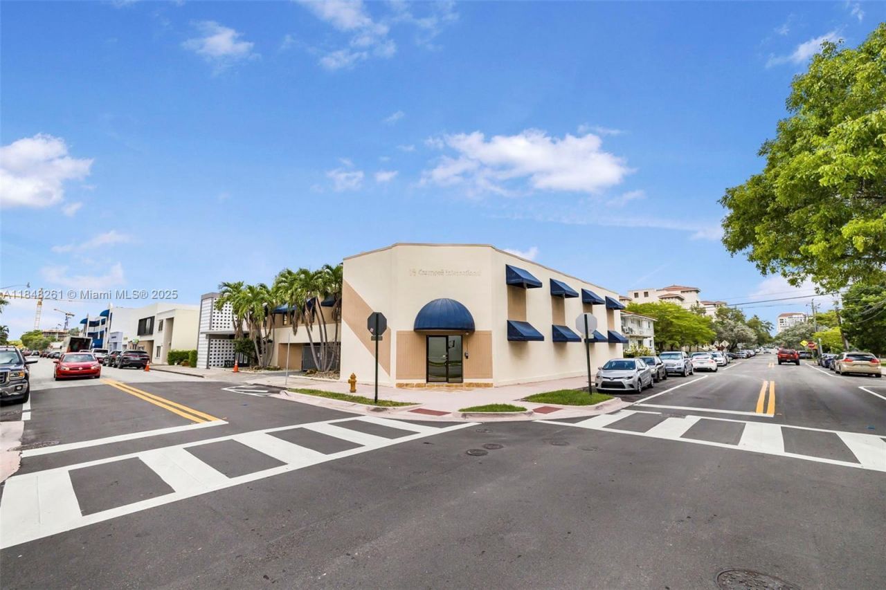 101 Madeira Ave, Coral Gables, FL 33134 Photo