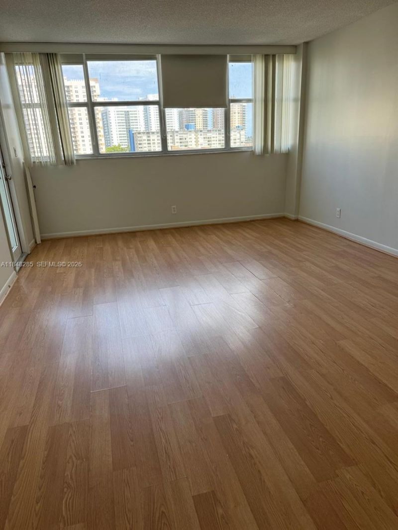 100 Golden Isles Dr, Unit 706, Hallandale Beach, FL 33009 Photo