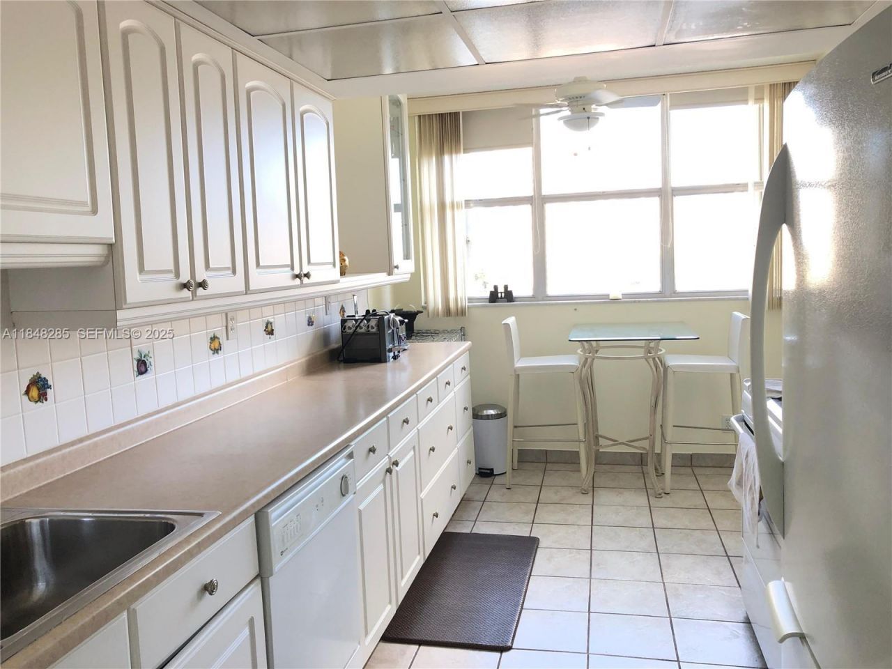 100 Golden Isles Dr, Unit 706, Hallandale Beach, FL 33009 Photo