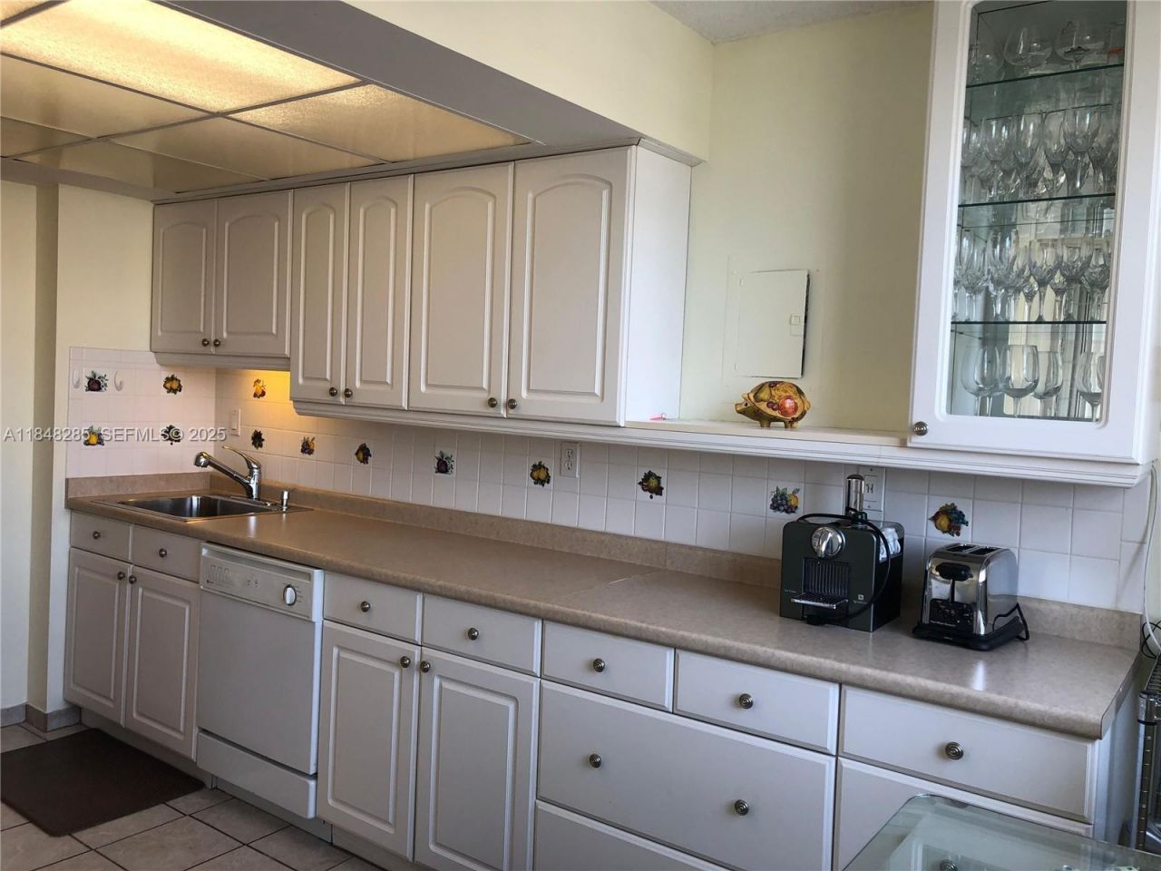 100 Golden Isles Dr, Unit 706, Hallandale Beach, FL 33009 Photo