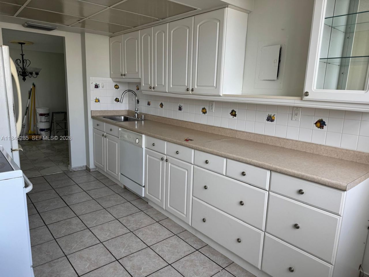 100 Golden Isles Dr, Unit 706, Hallandale Beach, FL 33009 Photo